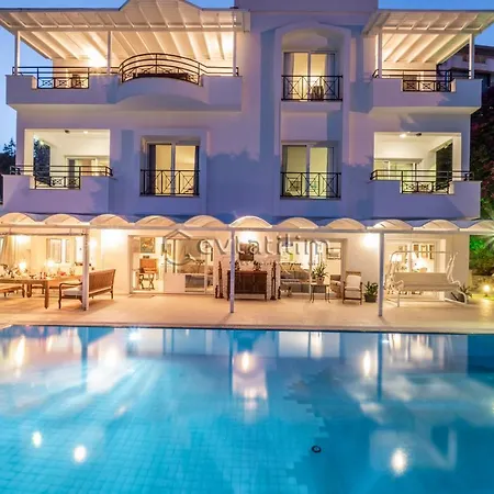 Villa Cubana By Evtatilim *